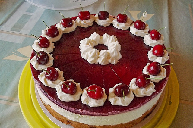 Rotkäppchen Torte