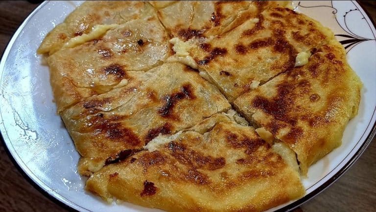 Pfannen-Börek mit Kartoffeln & Käse / ganz einfach & lecker