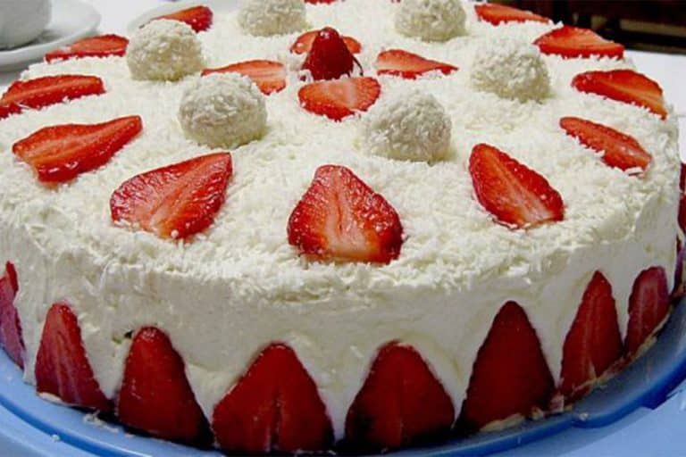 Erdbeer-Raffaello-Torte