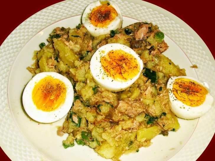 Pikanter Kartoffel-Thunfischsalat - zur kochbar - Yum Kuchen Pikanter Kartoffel-Thunfischsalat - zur kochbar - Yum Kuchen