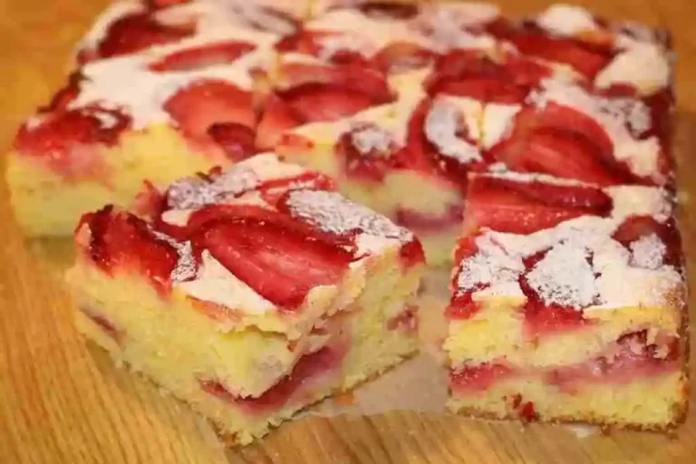 Erdbeer Biskuitkuchen in 3 Minuten zubereitet!