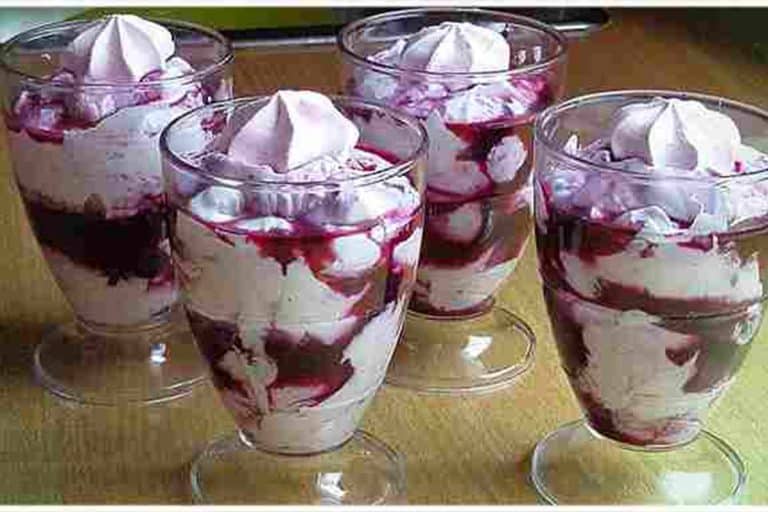 Leckere heidelbeer-Mascarpone Dessert