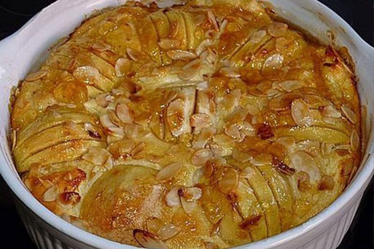 Quark Streuselkuchen mit Vanille Kirschfüllung - Yum Kuchen