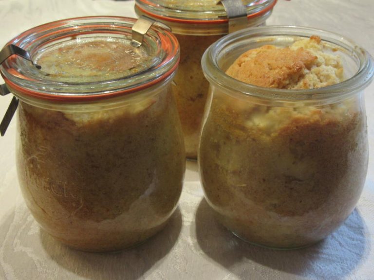 Amaretto-Apfelkuchen aus dem Glas