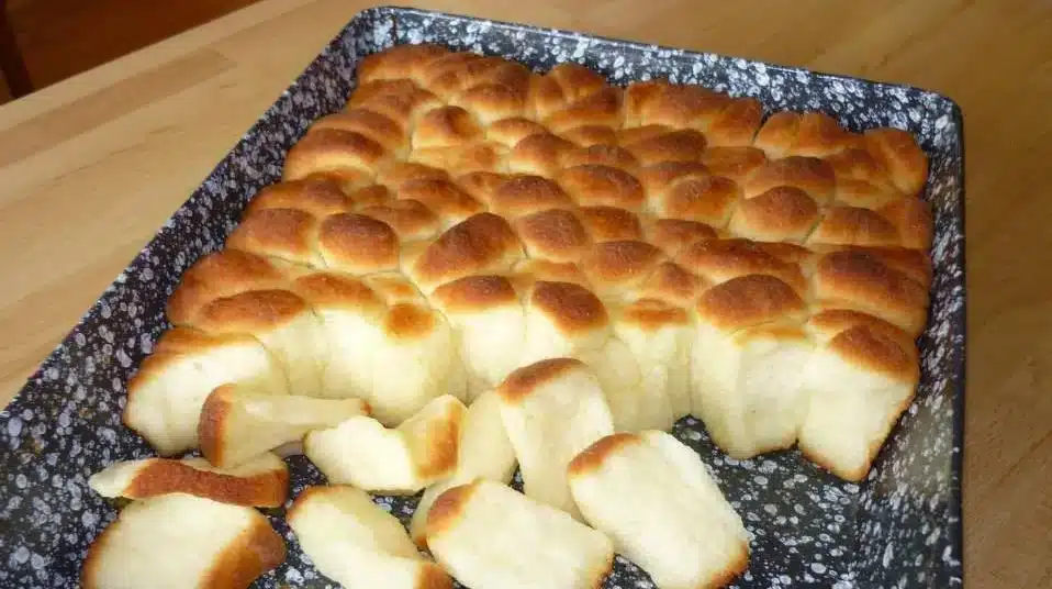 Dukatenbuchteln – ein super Teig ! - Yum Kuchen