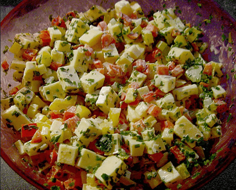 Paprika Gouda Salat