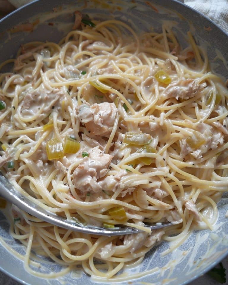 Spaghetti Mit Thunfisch Und Sahne Soße: Super Lecker Und Super Einfach Rezept