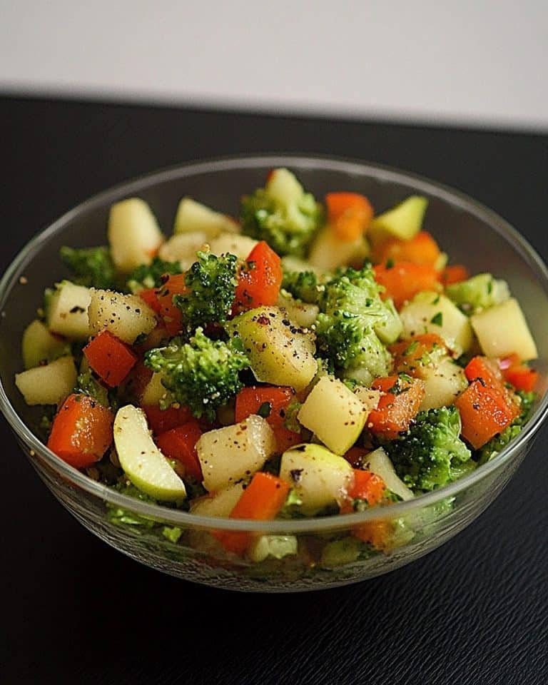 Brokkoli-Paprika-Apfel-Salat