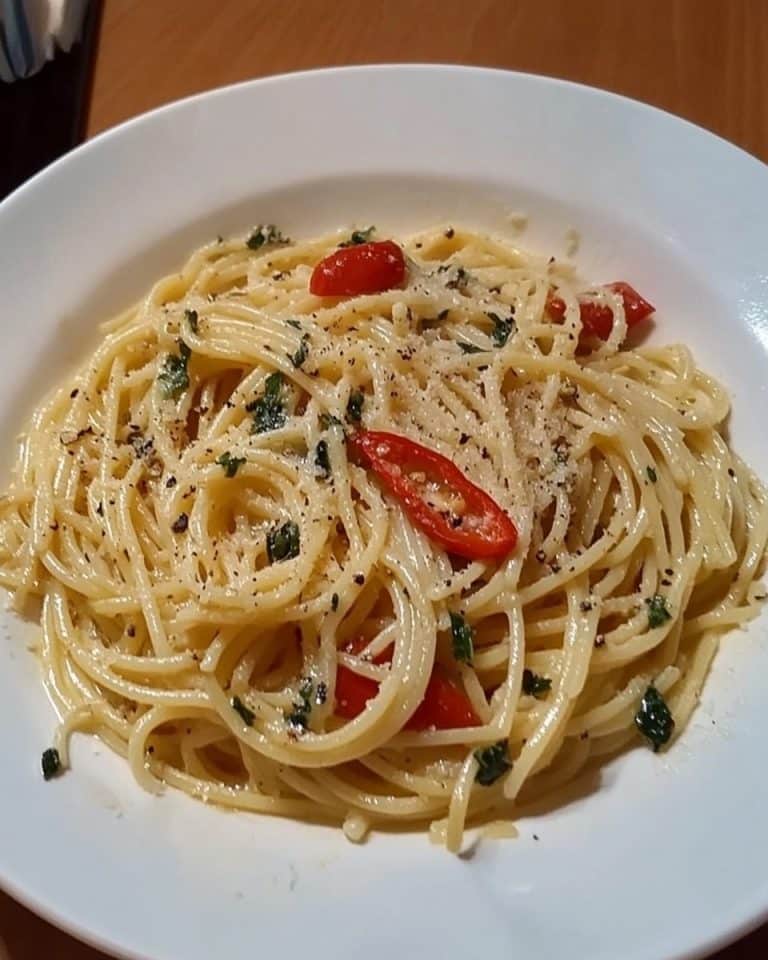 Spaghetti aglio, olio e peperoncino