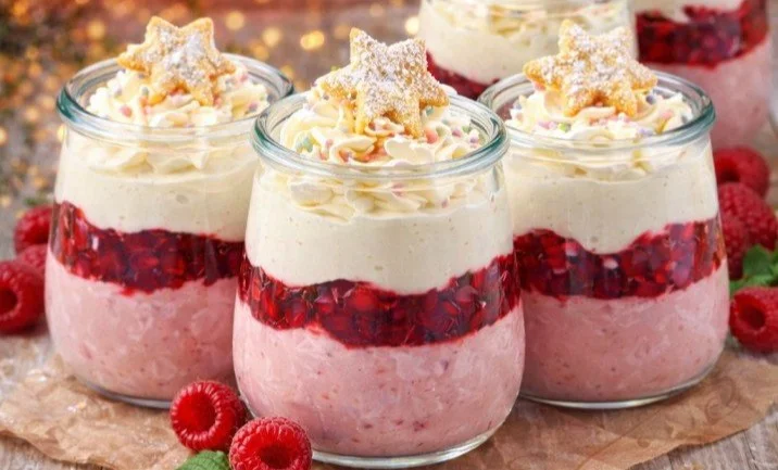 Silvester Dessert mit Himbeeren für festliche Anlässe