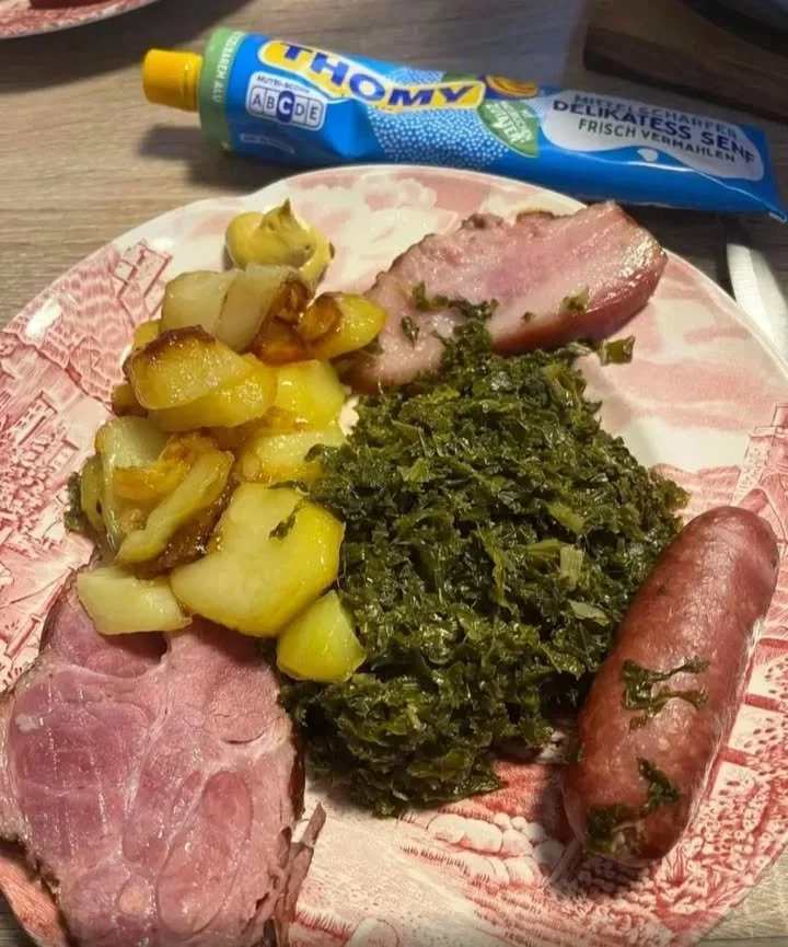 Traditionelles Grünkohlgericht nach Mutter's Rezept