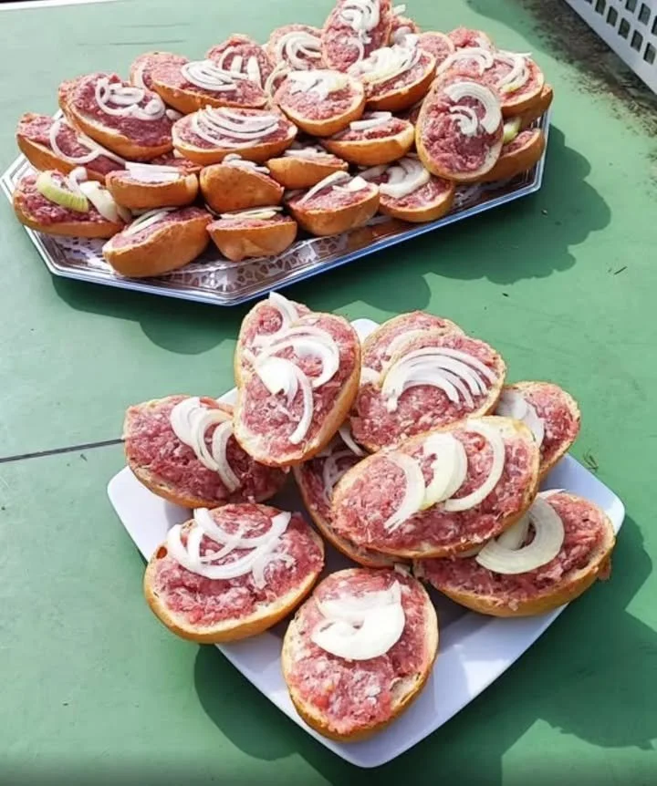 Mettbrötchen Originalrezept